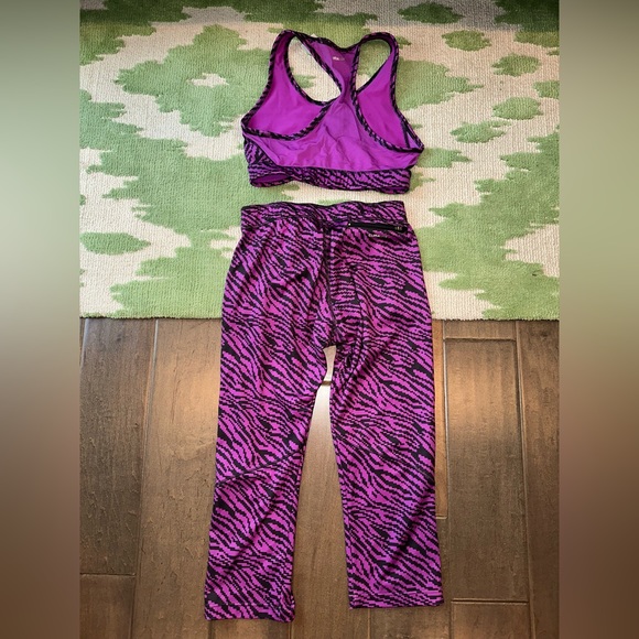 ADIDAS PURPLE ZEBRA SET - Techfit - Size M - Picture 4 of 5